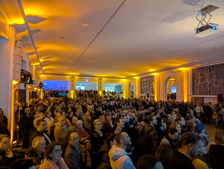 Photo du meeting de lancement de la campagne au Salon Mauduit à Nantes